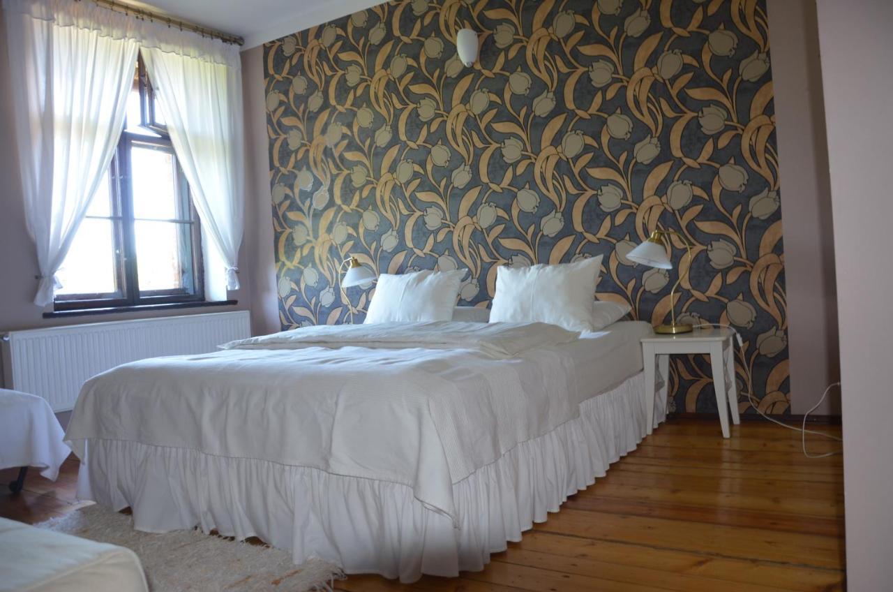 ポジェズドジェ Stara Szkola W Harszu Bed & Breakfast エクステリア 写真